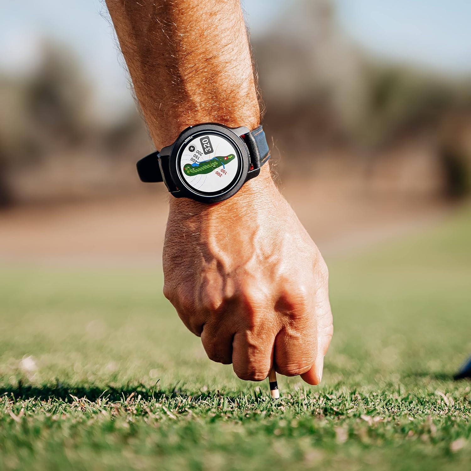 Golf Buddy Aim Golf GPS Watch, Premium Full Color Touchscreen, Preloaded with 40,000 Worldwide Courses, Easy-To-Use Golf Watches